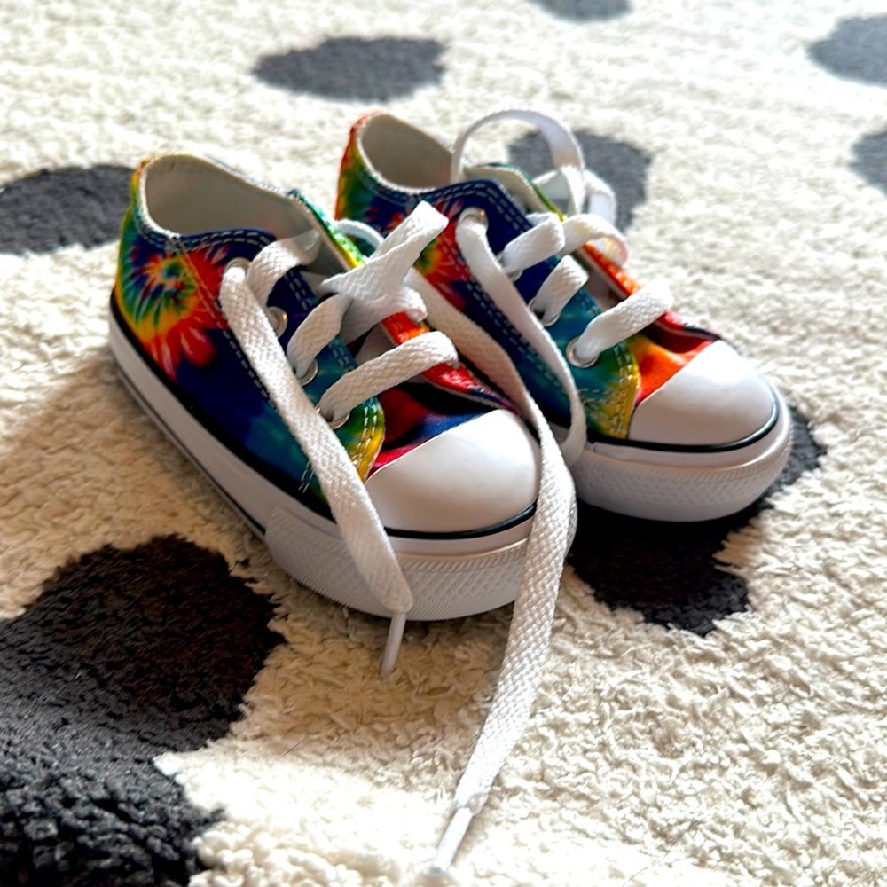 Perfect condition converse with tye dye design